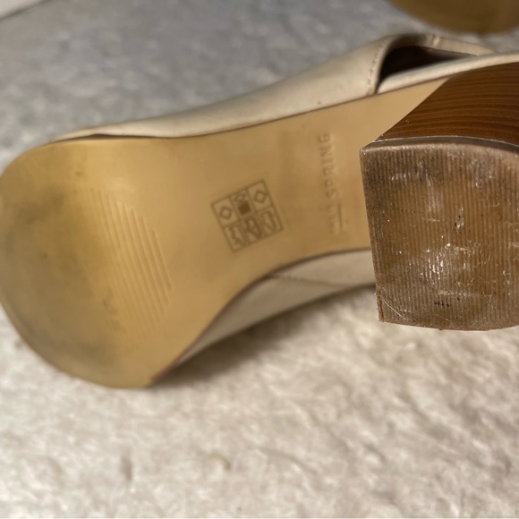 Call it Spring Ankle Bootie in Size 6.5 in light beige - Picture 7 of 9